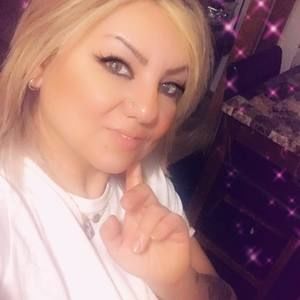 Meet your Posher, Rose